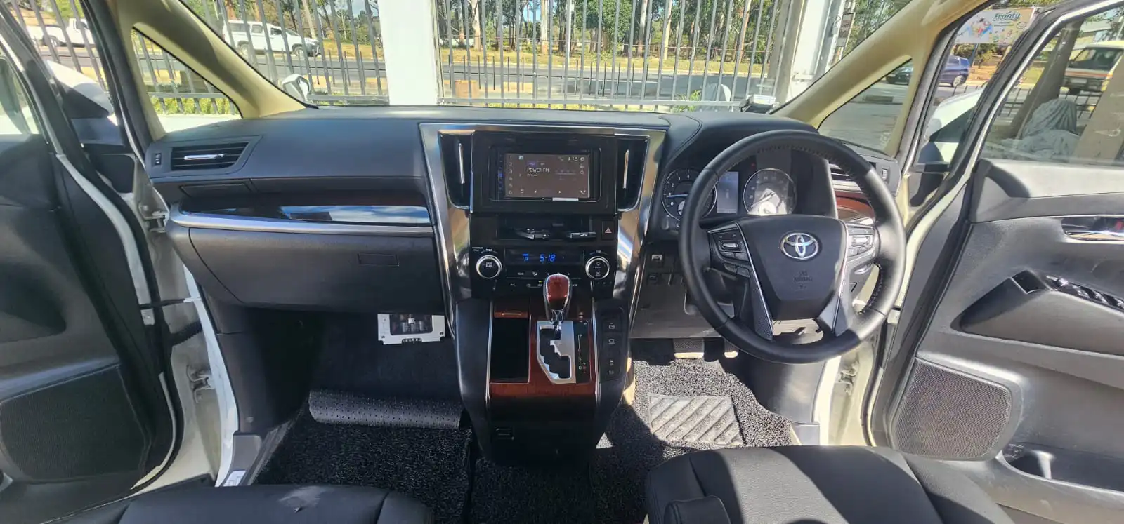Zambia used car sale 2015 Toyota Alphard 12